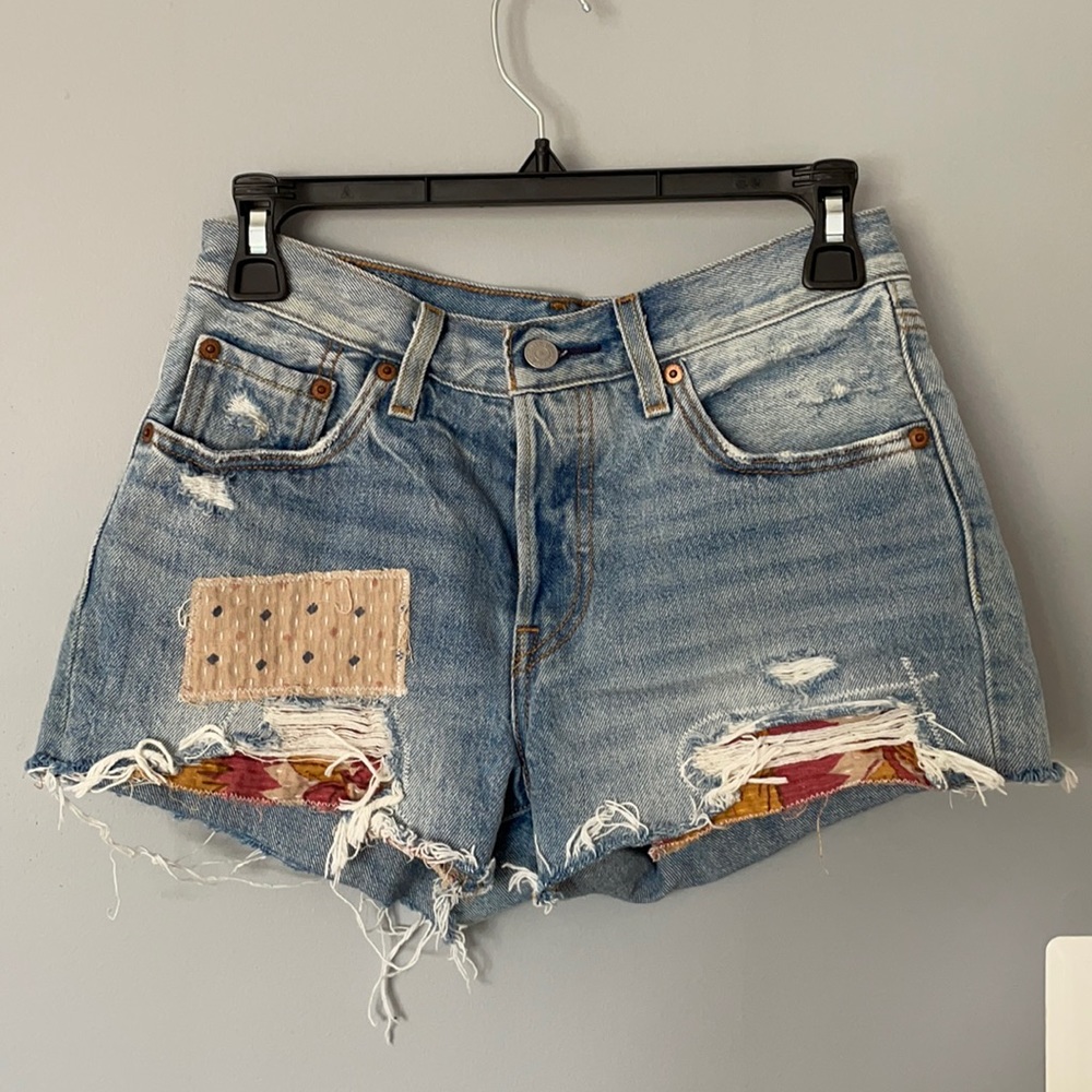 Levi’s jean shorts